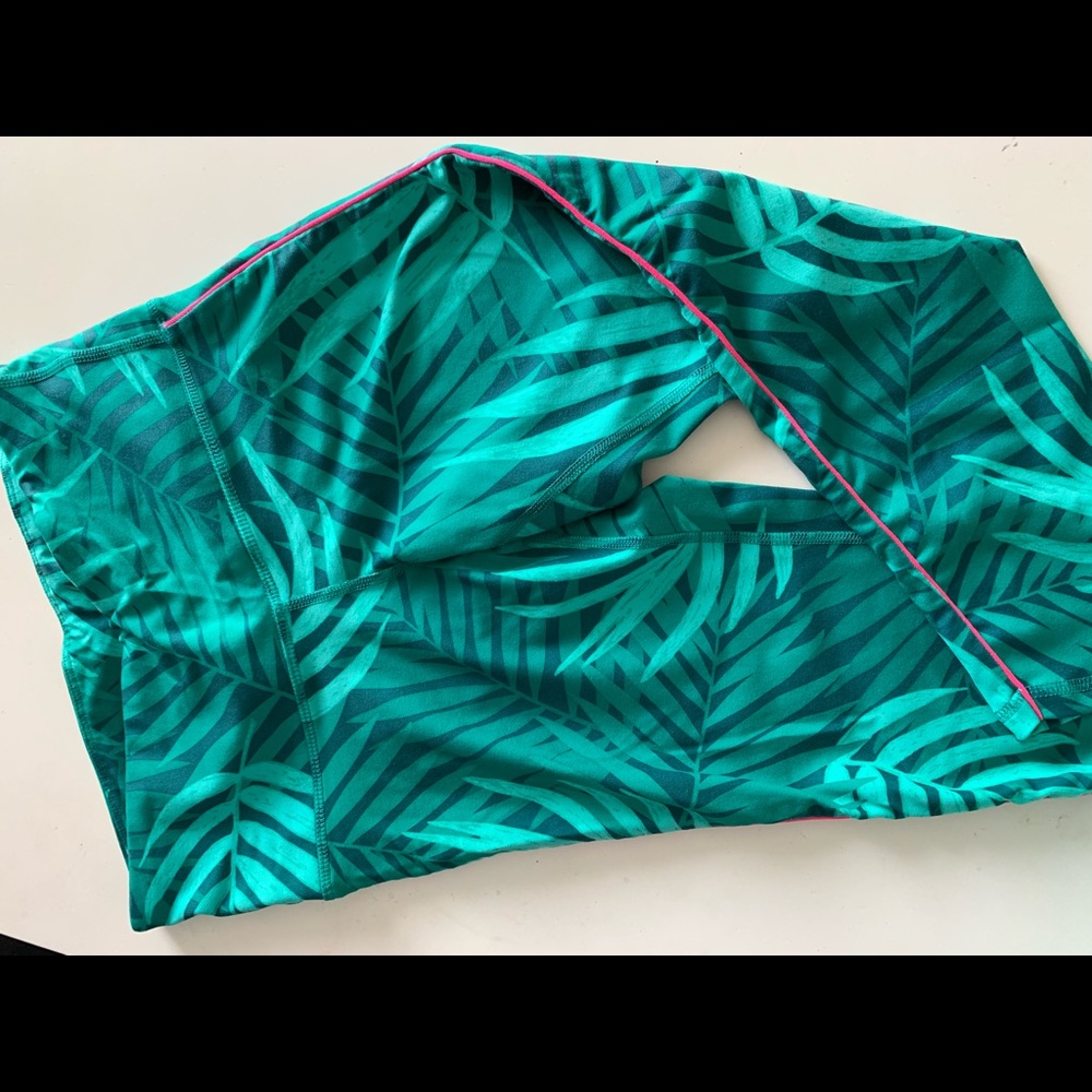 OLD NAVY tropical workout leggings